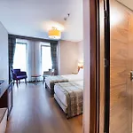The Meretto Old 3*