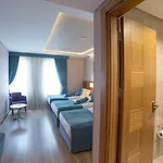 The Meretto Old 3*