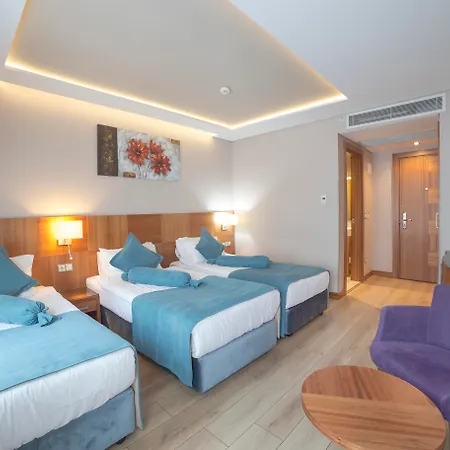 The Meretto Old מלון