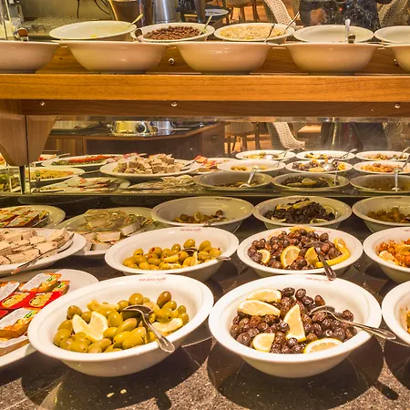 The Meretto Old מלון